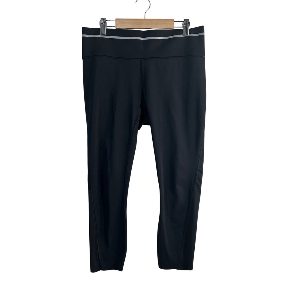 Athleta Be Free Knicker Black Cropped Running Leggings Reflective Trim Size M
